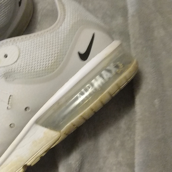 Shoes - Picture 3 of 3